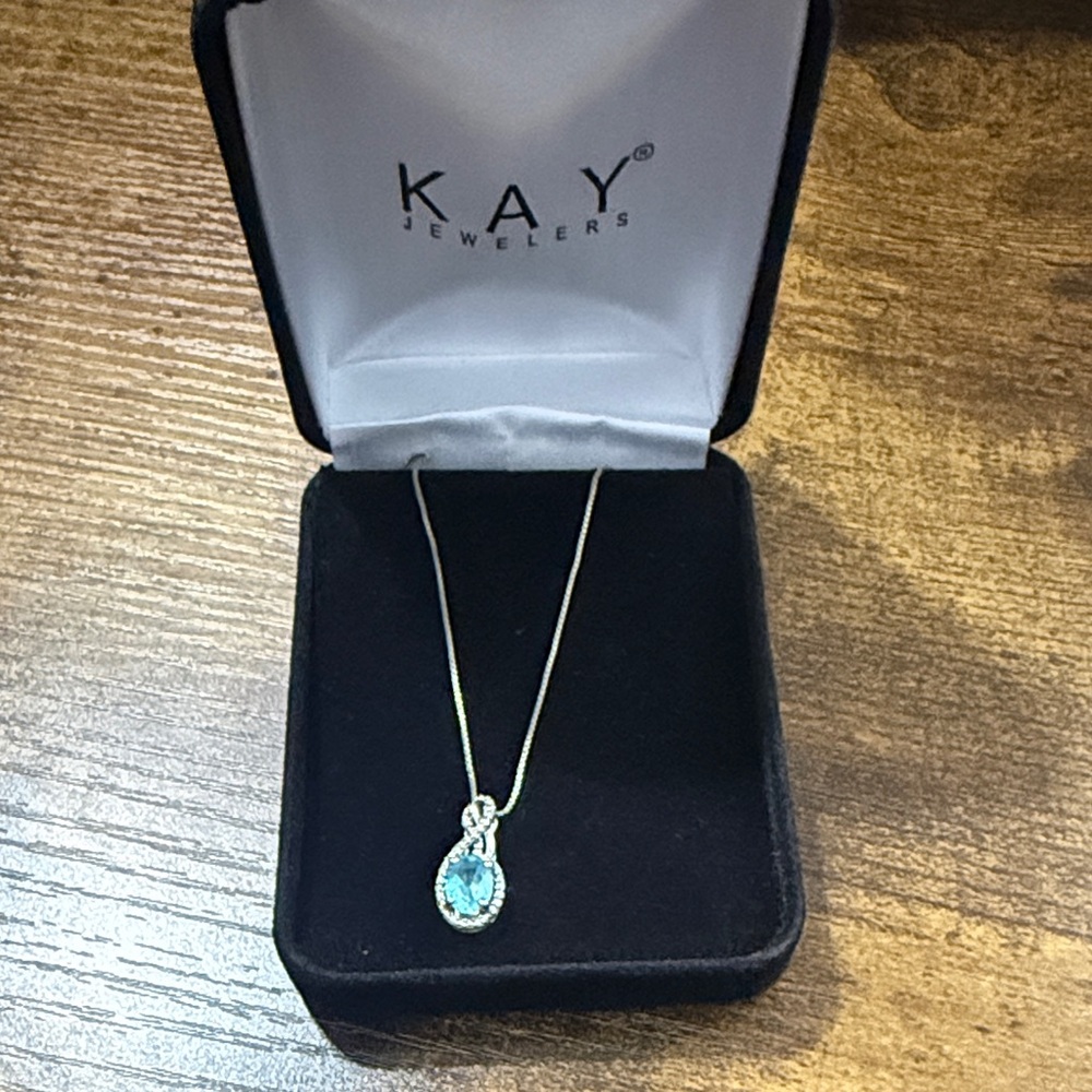 Kay Jewelers Silver Necklace with Teal Pendant